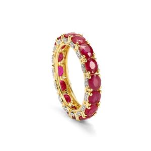 Burmese Ruby and White Zircon 9K Gold Tomas Rae Ring with a Whole Gem Weight of 4.70 Carats